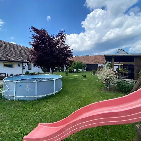 Apartman Beniskovec, Suchdol Nad Luznici Buitenkant foto