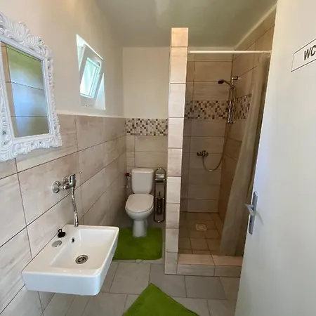 Apartman Beniskovec, Suchdol Nad Luznici Buitenkant foto