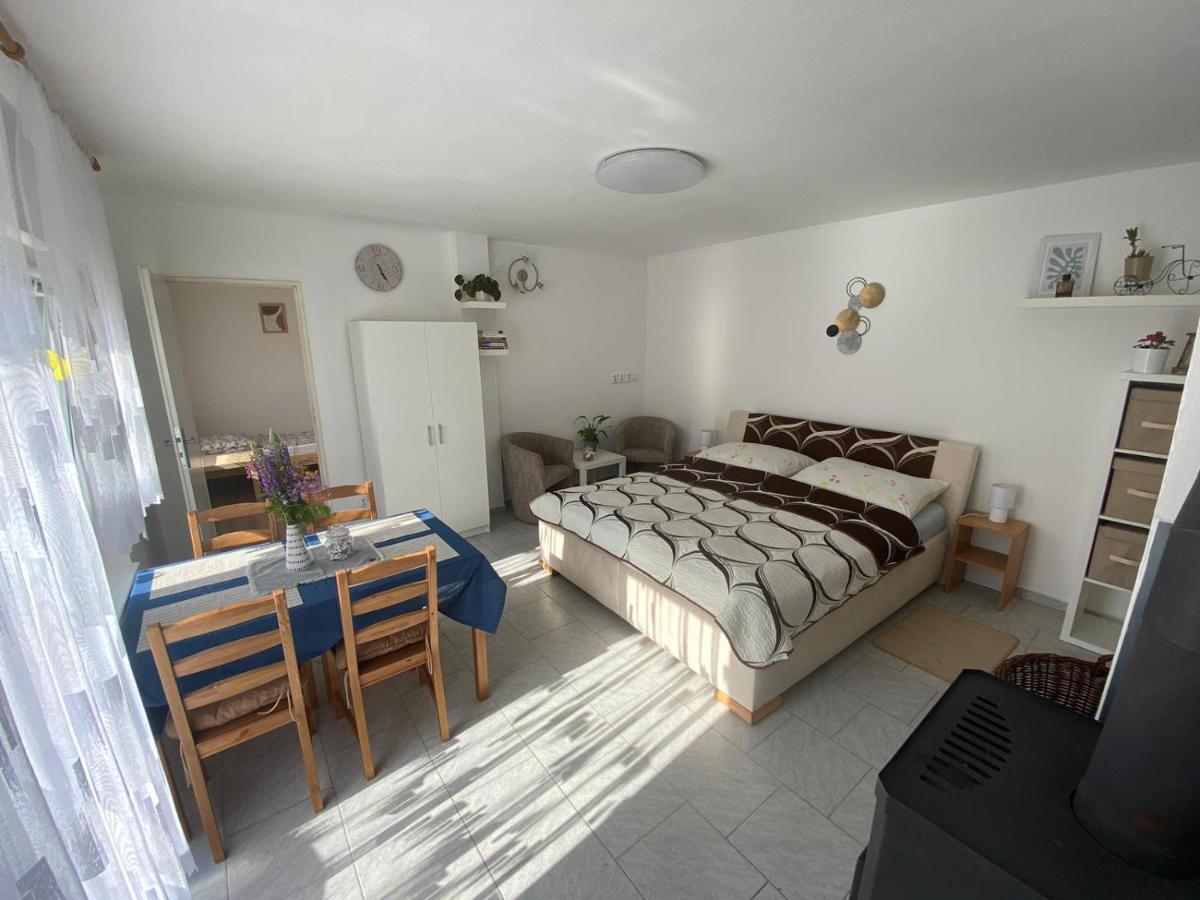 Apartment Beniskovec,